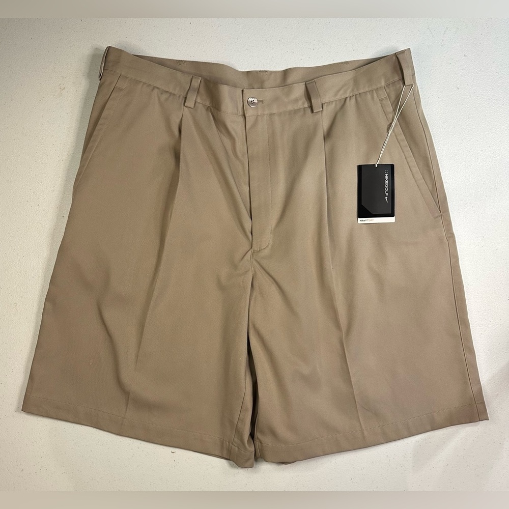 Nike Golf Fit Dry Pleated Shorts Mens 40 Khaki Tan 198589 New